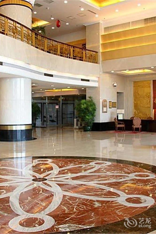 The Royal Fortune Hotel Шеньян Экстерьер фото